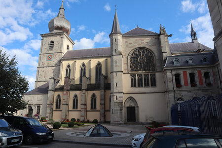 20200813-02 GR7 Ballon d'Alsace - Grancey - Beaune, 1489 L'église abbatiale, Remiremont.