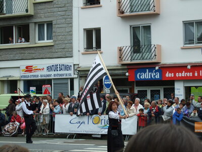 Grande parade festival Lorient 2008<br>@copyleft <a href=https://www.le-fab-lab.com>Le Fab'Blab</a> Licence Art Libre, bagad-hiziv-bro-henbont-1