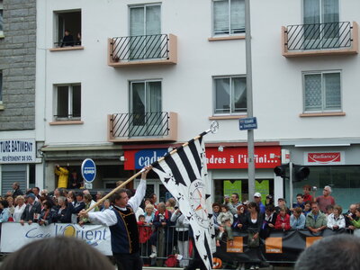 Grande parade festival Lorient 2008<br>@copyleft <a href=https://www.le-fab-lab.com>Le Fab'Blab</a> Licence Art Libre, kevrenn-orleans-1