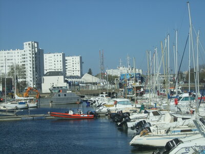 Tara au port de plaisance Lorient 2012<br>@copyleft <a href=https://www.le-fab-lab.com>Le Fab'Blab</a> Licence Art Libre, port-de-lorient-09