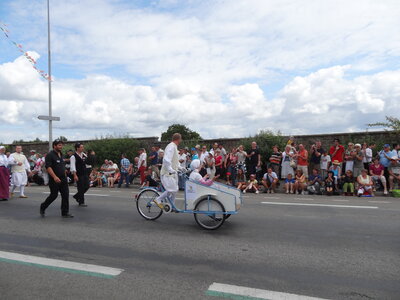 Grande parade Festival Lorient 2014<br>@copyleft <a href=https://www.le-fab-lab.com>Le Fab'Blab</a> Licence Art Libre, grande-parade-lorient2014-147