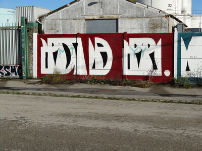 Street Art, secteur Port de pêche de Lorient, le 03/10/2021<br>@copyleft <a href=https://www.le-fab-lab.com>Le Fab'Blab</a> Licence Art Libre, port-de-lorient-street-art-85