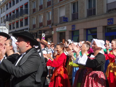 Grande parade Festival Lorient 2022<br>@copyleft <a href=https://www.le-fab-lab.com>Le Fab'Blab</a> Licence Art Libre, 2022-08-07-grande-parade-050